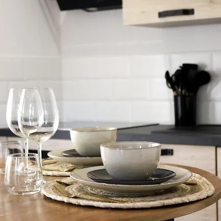 Apartment Cosy & Balneo - Centre De *