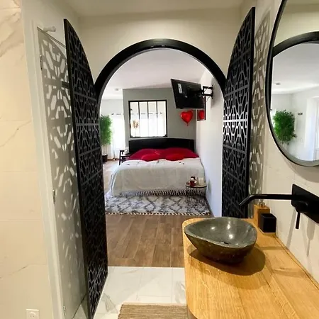 Cosy & Balneo - Climatise Apartament